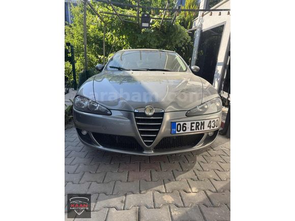 2006 model koleksiyonluk Alfa Romeo 1.6 tspark