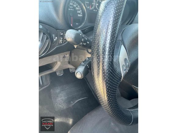 2006 model koleksiyonluk Alfa Romeo 1.6 tspark