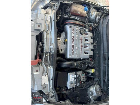 2006 model koleksiyonluk Alfa Romeo 1.6 tspark