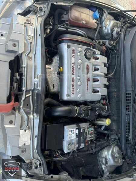 2006 model koleksiyonluk Alfa Romeo 1.6 tspark 2