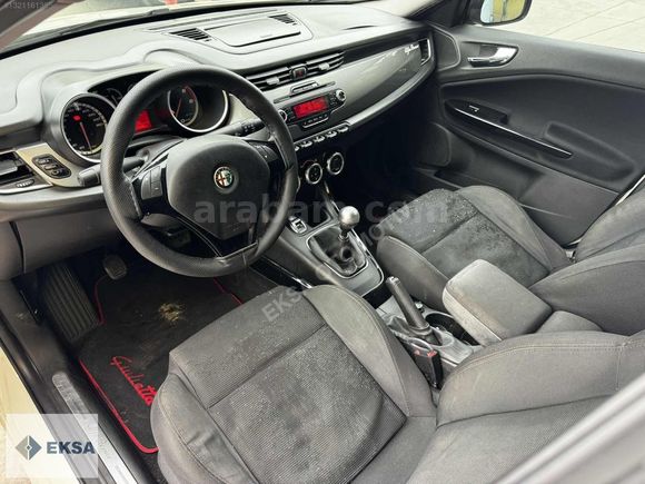 EKSA'dan 2012 Model Alfa Romeo Giulietta Dizel Manuel Bakımlı