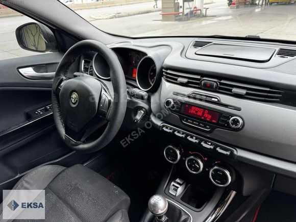 EKSA'dan 2012 Model Alfa Romeo Giulietta Dizel Manuel Bakımlı