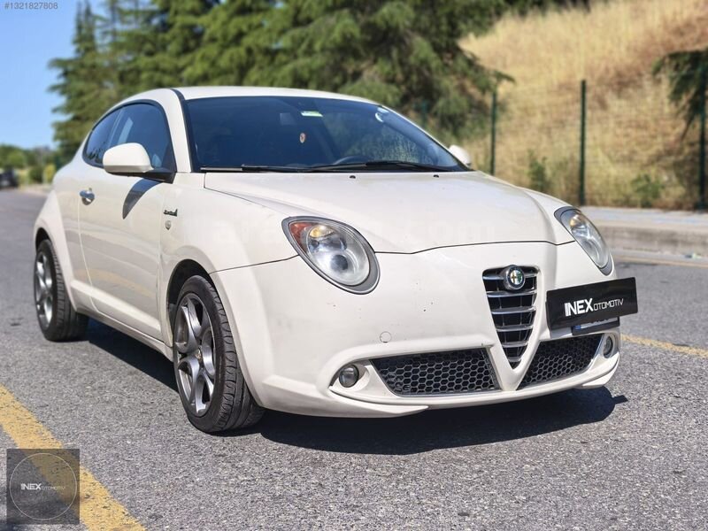 Galeriden Alfa Romeo MiTo 1.4 T Progression 2010 Model İstanbul 215.000 km Beyaz