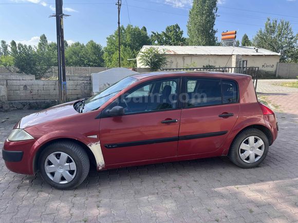 Sahibinden Renault Megane 1.4 Authentique 2006 Model 