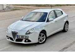 ACİL SATILIK 2014 MODEL ALFA ROMEO GİULİETTA 1.6 JTD HATASIZ FUL