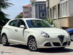 BARSA AUTO - YENİ BAKIMLI MASRAFSIZ 175km DİZEL -KARTA 12 TAKSİT