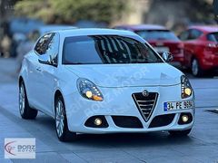BORZ MOTOR'DAN 0.99 KREDİ 2015 ALFA ROMEO GİULİETTA 1.4 TB OTO.