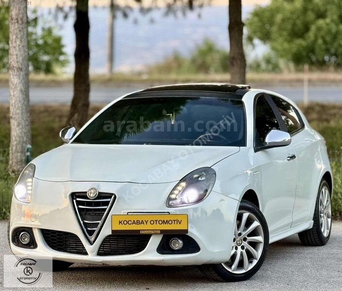 Galeriden Alfa Romeo Giulietta 1.6 JTD Distinctive 2014 Model Denizli 121.000 km Beyaz