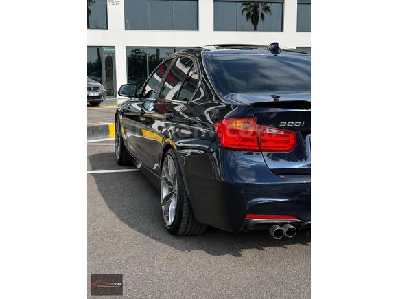 2014 BMW 320i EfficientDynamics Luxury Line