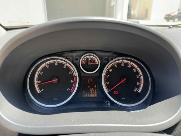 Sahibinden Opel Corsa 1.4 Twinport Active 2013 Model 