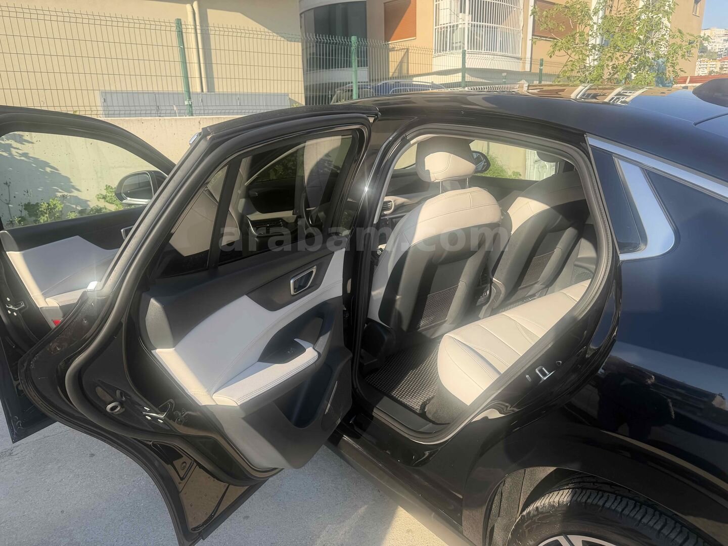 Sahibinden TOGG T10F V2 Uzun Menzil 2025 Model İzmir 6.300 km Siyah 7