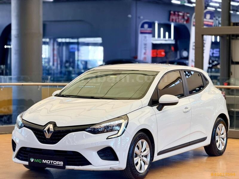 Galeriden Renault Clio 1.0 TCe Joy 2022 Model İstanbul 117.800 km Beyaz