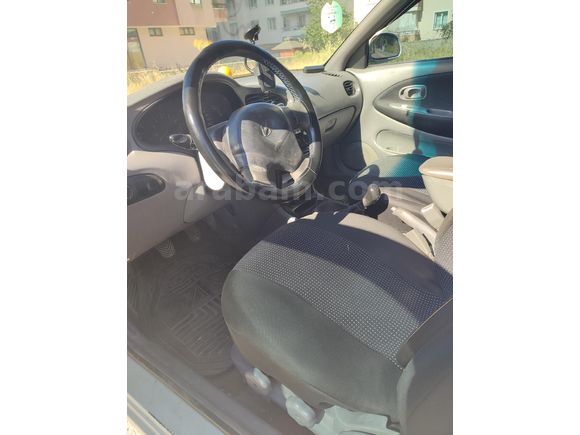 Sahibinden Hyundai Elantra 1.6 GLS 2000 Model