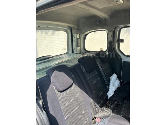 Sahibinden Renault Kangoo Multix 1.5 dCi Joy 2016 Model