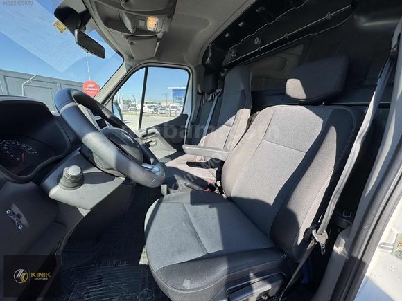 KINIK | 2021 RENAULT MASTER DİZEL 150HP 11 m3 KK12TAKSİT