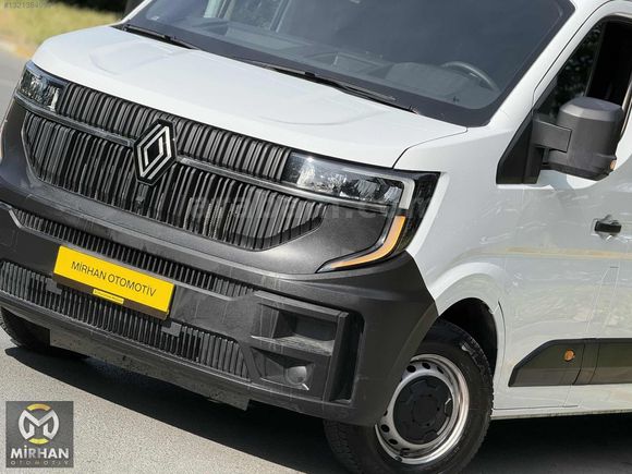 MİRHAN OTOMOTİV'DEN 2025 RENAULT MASTER 13M3 HATASIZ 12.000 KM
