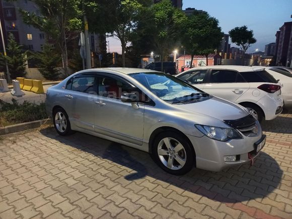 Sahibinden Honda Civic 1.6i VTEC Dream 2008 Model