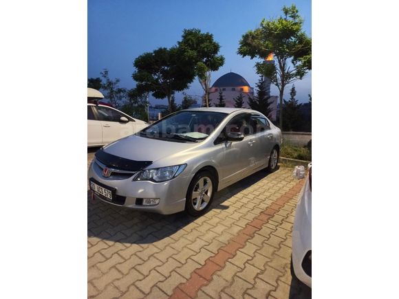 Sahibinden Honda Civic 1.6i VTEC Dream 2008 Model