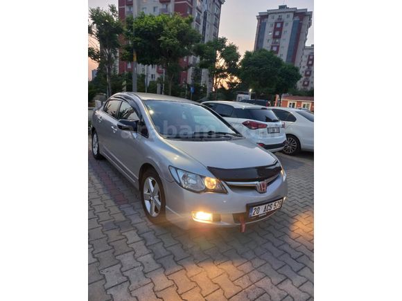 Sahibinden Honda Civic 1.6i VTEC Dream 2008 Model