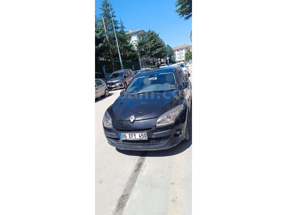 Sahibinden Renault Megane 1.5 dCi Privilege 2011 Model