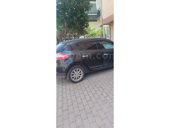 Sahibinden Renault Megane 1.5 dCi Privilege 2011 Model