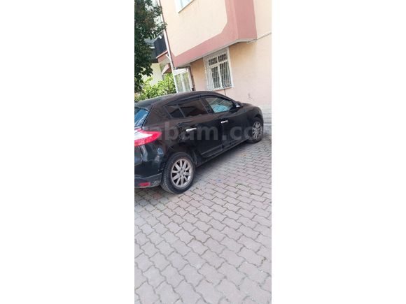 Sahibinden Renault Megane 1.5 dCi Privilege 2011 Model
