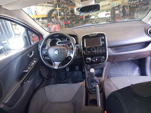 Sahibinden Renault Clio 1.2 Icon 2012 Model 