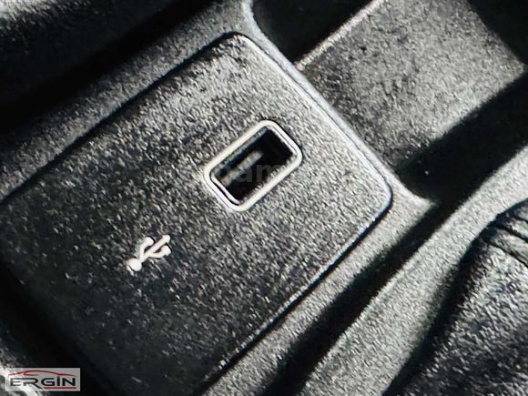 OTOMOBİL RUHSATLI 2020 DOBLO 1.6 MULTIJET EASY ÇİFT SÜRGÜ