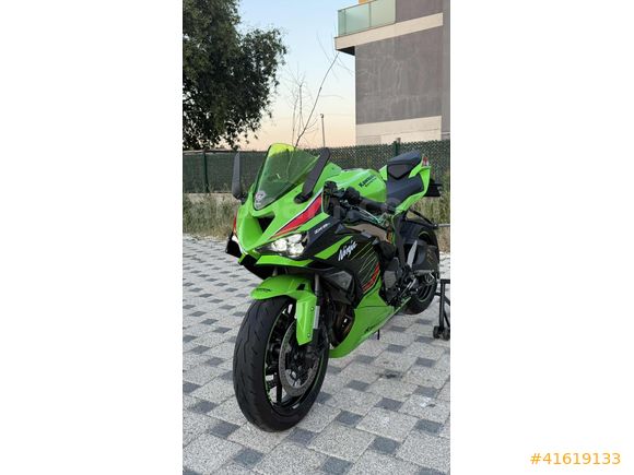 Galeriden Kawasaki Ninja ZX 6R 2024 Model Bursa 6.001 km Yeşil
