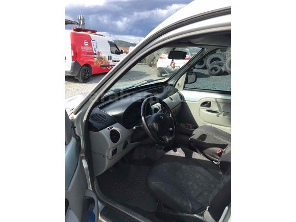 Sahibinden Renault Kangoo 1.5 dCi Expression 2005 Model 