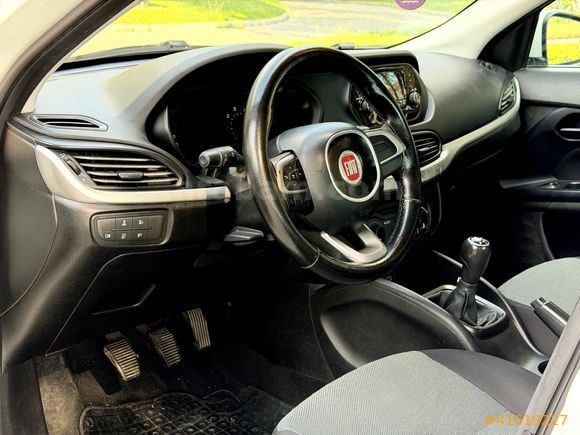 DEĞİŞENSİZ FİAT EGEA 1.3 MULTİJET 2017 MODEL KARTA 12 TAKSİTLE !