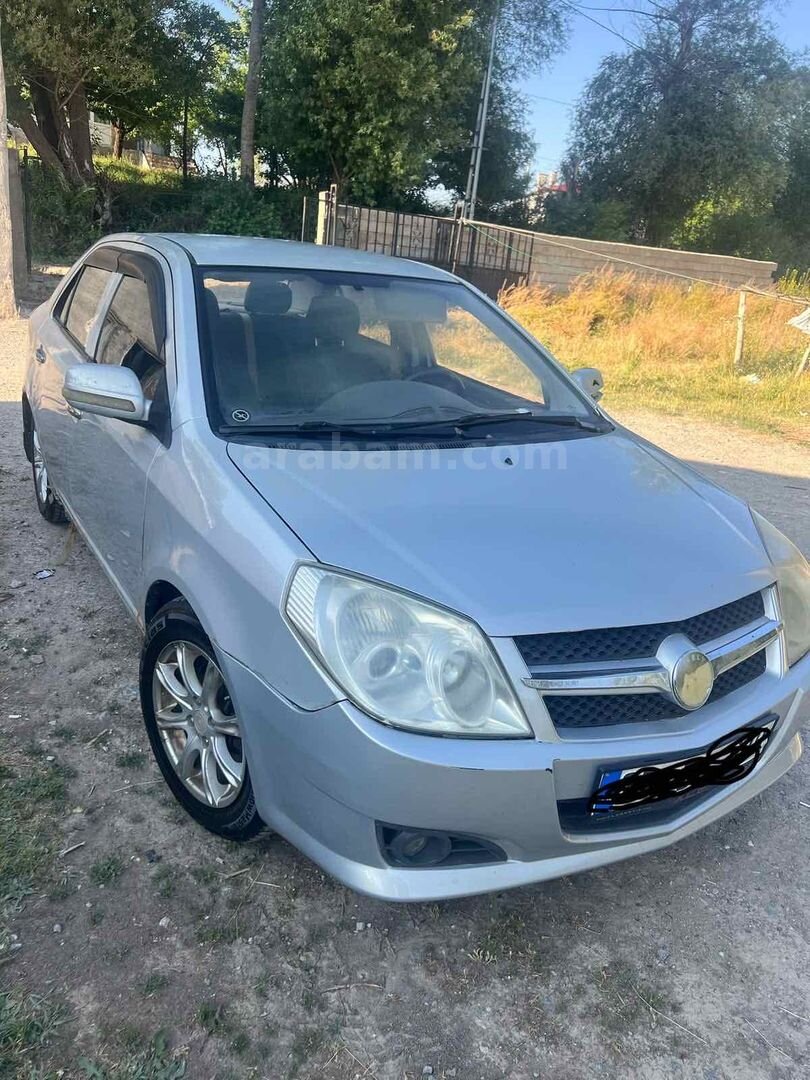 Sahibinden Geely Familia 1.5 Comfort 2009 Model Van 180.000 km Gri 1