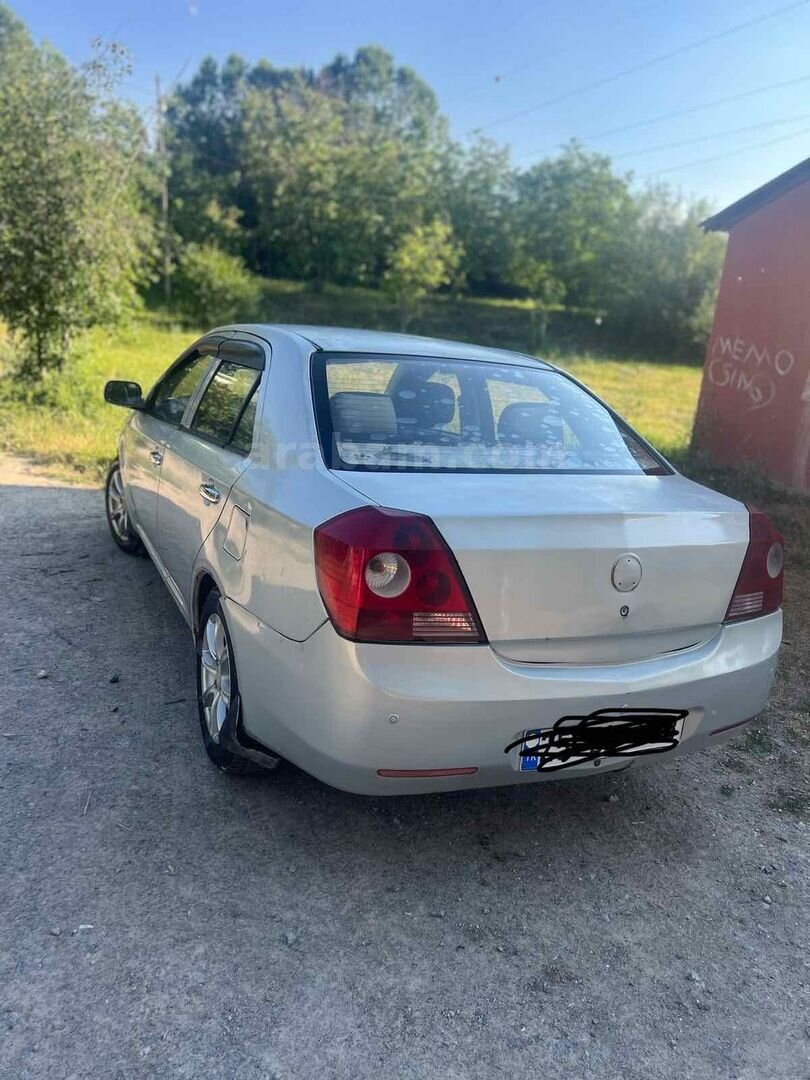 Sahibinden Geely Familia 1.5 Comfort 2009 Model Van 180.000 km Gri 2