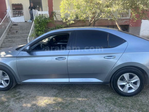 Sahibinden Skoda SuperB 1.6 TDI Active 2017 Model 