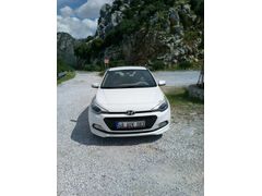 Sahibinden Hyundai i20 1.2 MPI Style 2017 Model Muğla 115.000 km Beyaz