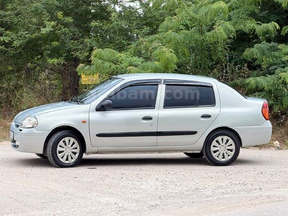 Sahibinden Renault Clio 1.4 Authentique 2002 Model