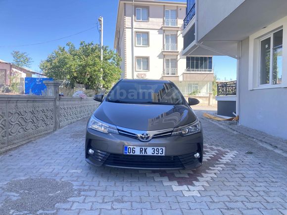Sahibinden Toyota Corolla 1.4 D-4D Touch 2018 Model 
