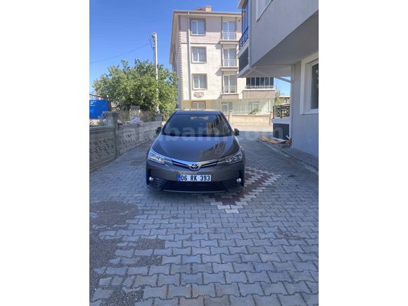 Sahibinden Toyota Corolla 1.4 D-4D Touch 2018 Model 