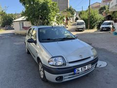 Sahibinden Renault Clio 1.4 RXT 2001 Model 