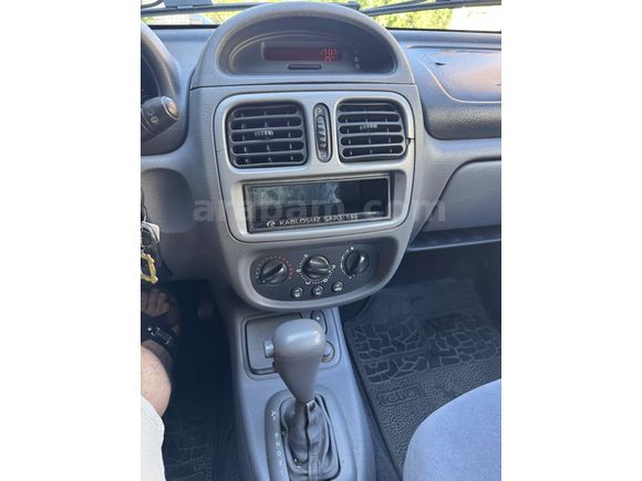 Sahibinden Renault Clio 1.4 RXT 2001 Model 