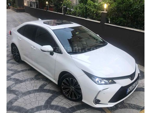 Sahibinden Toyota Corolla 1.5 Flame X-Pack 2021 Model 