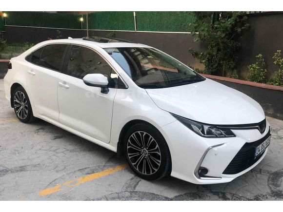 Sahibinden Toyota Corolla 1.5 Flame X-Pack 2021 Model 