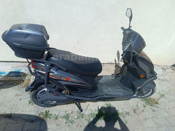 Elektrikli Arora  ZR5 EMSALSİZ 500 KMDE