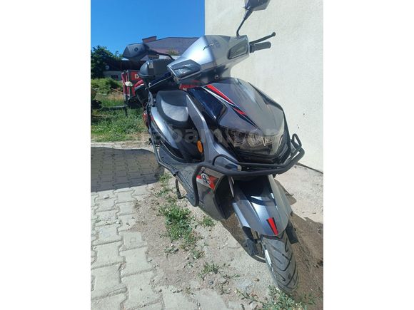 Elektrikli Arora  ZR5 EMSALSİZ 500 KMDE