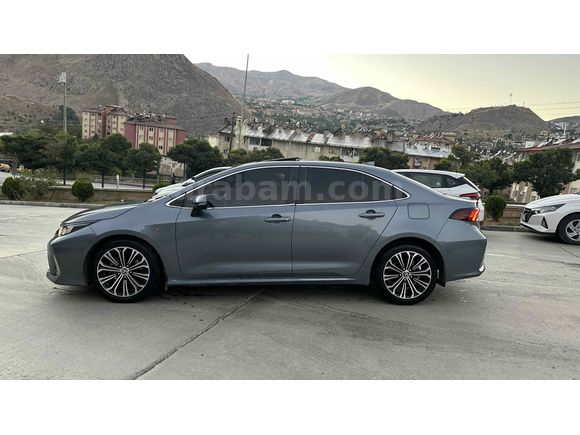 Sahibinden Toyota Corolla 1.6 Flame X Pack 2020 Model 