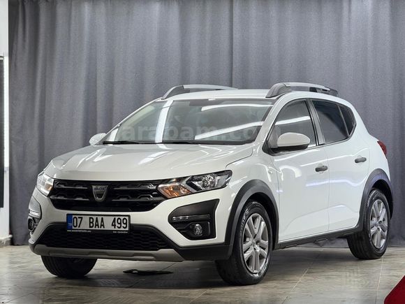 Sahibinden Dacia Sandero Stepway 1.0 Tce Comfort 2022 Model  106.000 km Beyaz