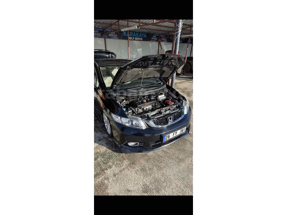 Sahibinden Honda Civic 1.6i VTEC Eco Elegance 2012 Model 