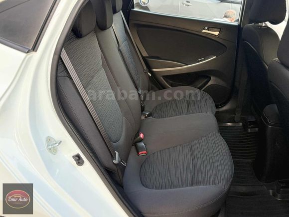 2014 Hundai Accent Blue 1.6 Crdi 118.000 Kmde