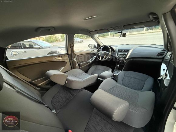 2014 Hundai Accent Blue 1.6 Crdi 118.000 Kmde