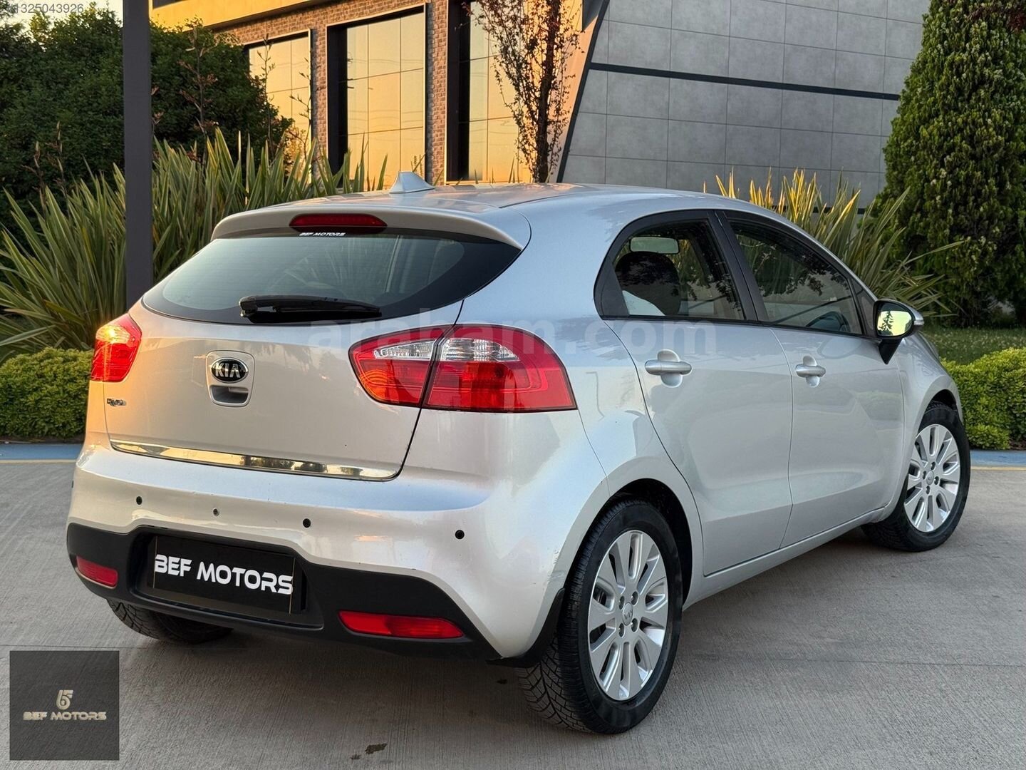 Galeriden Kia Rio 1.25 CVVT Fancy 2014 Model Sakarya 155.000 km Gri 5